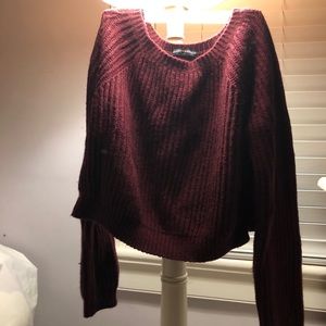 Brandy Melville cropped maroon sweater